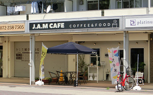 blog87 J.A.M cafe.jpg